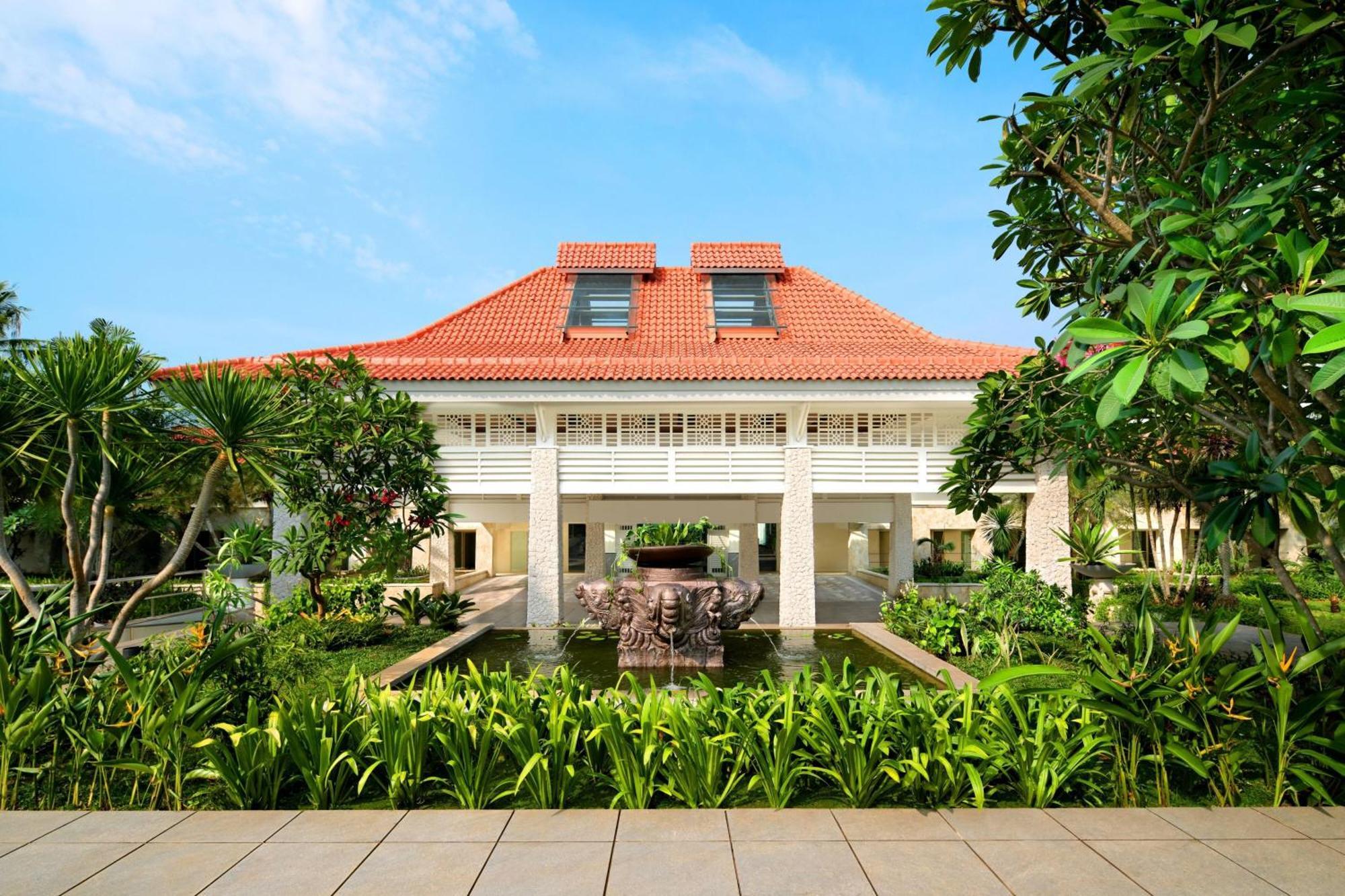 Sheraton Jakarta Soekarno Hatta Airport Tangerang Buitenkant foto