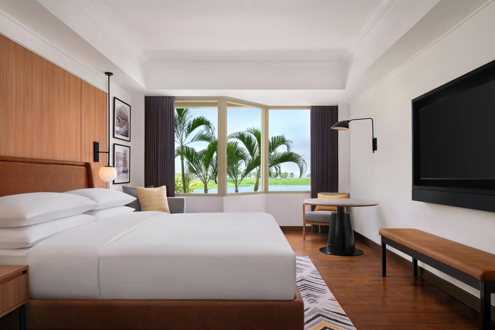 Sheraton Jakarta Soekarno Hatta Airport Tangerang Buitenkant foto